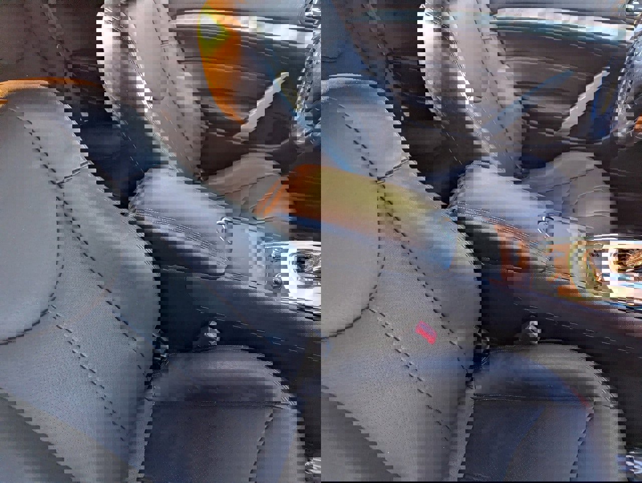 Used 2015 INFINITI Q60 Journey w/ Premium Package image 12