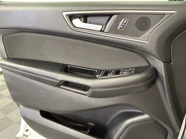 Used 2016 Ford Edge SEL AWD/4WD image 28