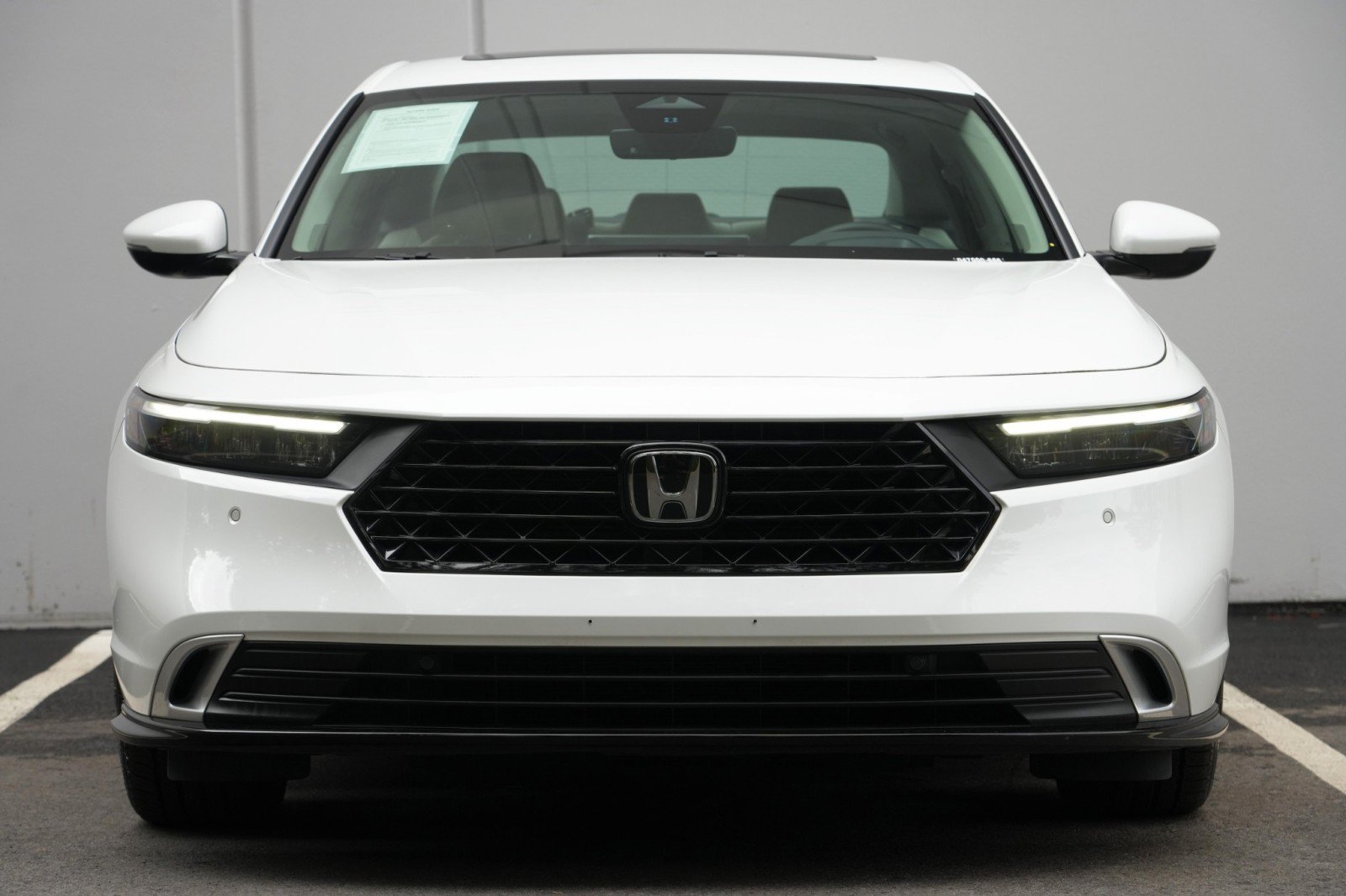 Used 2024 Honda Accord Touring image 6