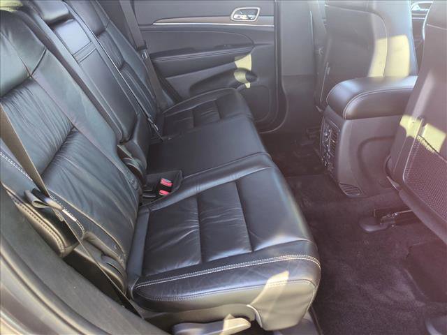Used 2015 Jeep Grand Cherokee Limited w/ Trailer Tow Group IV image 22