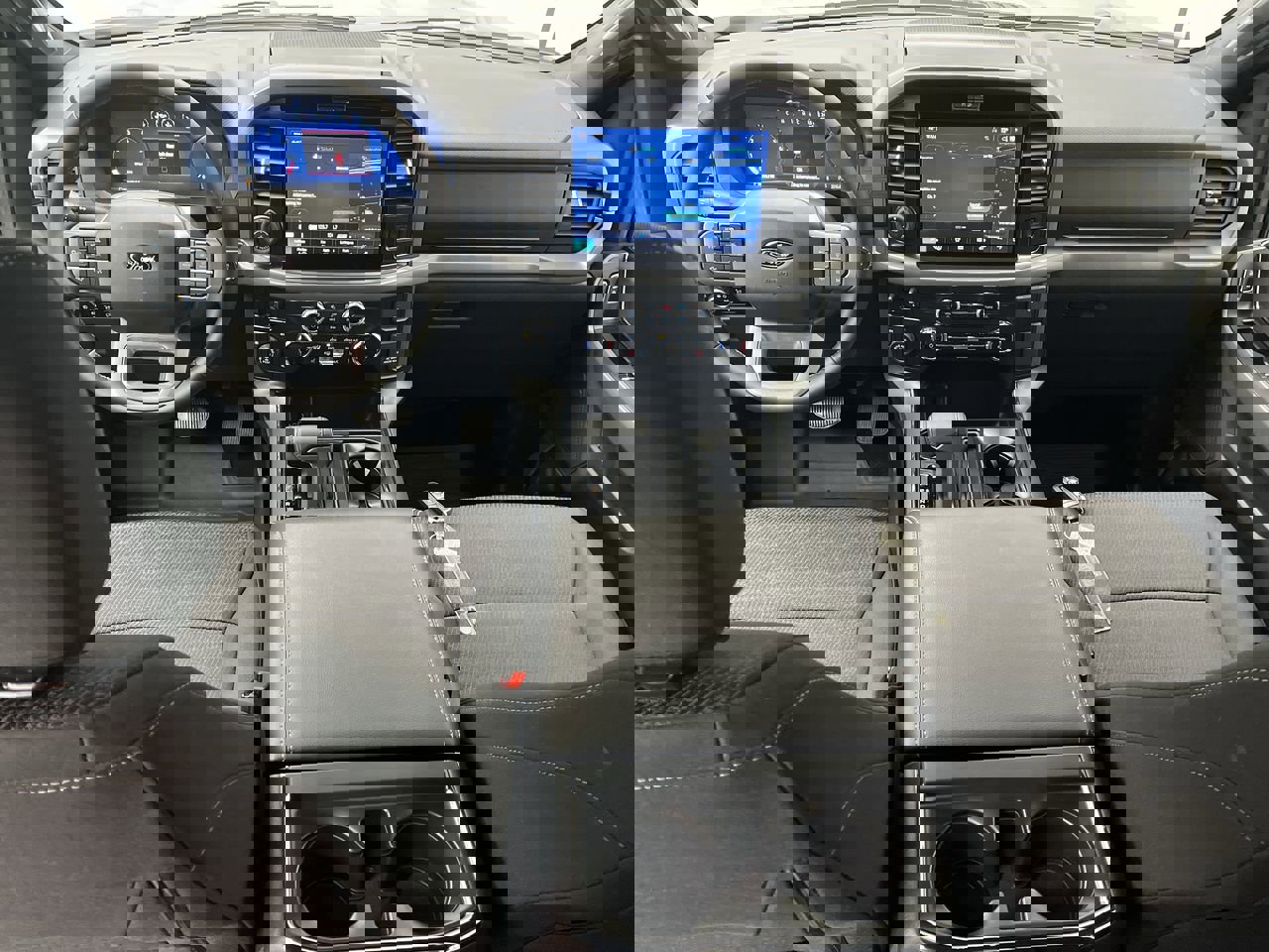 New 2025 Ford F150 XLT w/ Equipment Group 302A MID image 4