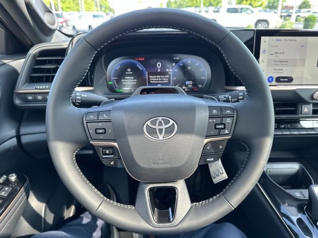 New 2026 Toyota Crown Signia AWD/4WD image 12