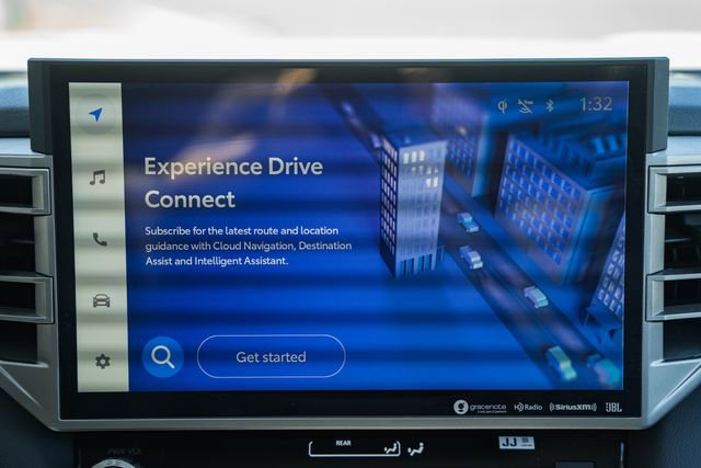 Used 2024 Toyota Sequoia Limited w/ Tow Technology Package AWD/4WD image 31