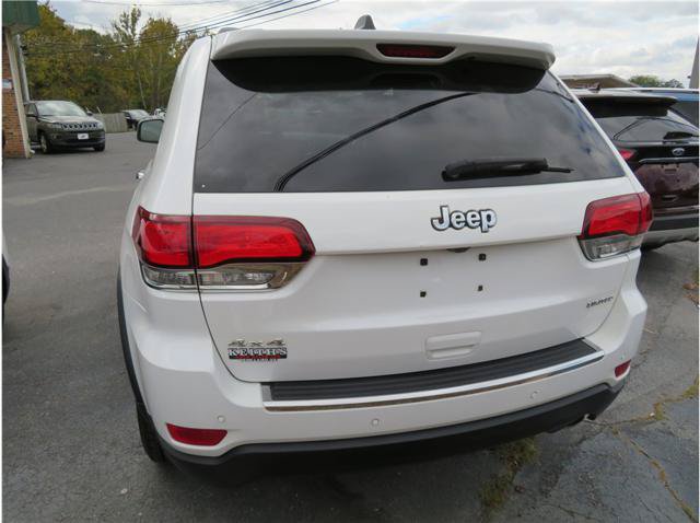 Used 2020 Jeep Grand Cherokee Limited AWD/4WD image 18