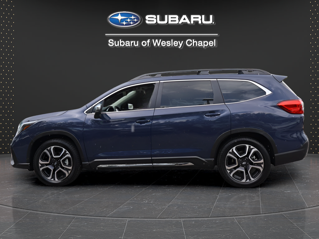 Used 2023 Subaru Ascent Limited w/ Technology Package AWD/4WD image 4