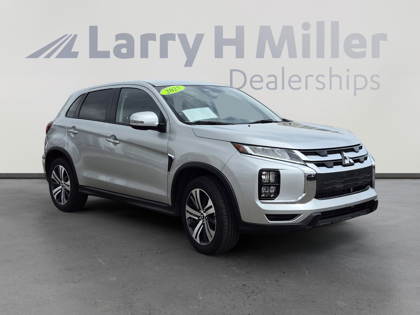 Used 2025 Mitsubishi Outlander Sport ES image 7