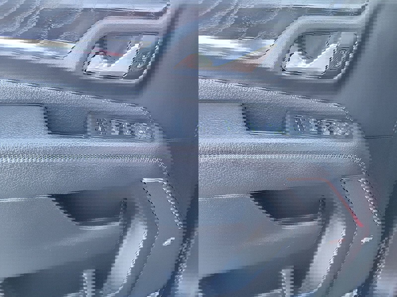 Used 2022 GMC Yukon Denali image 21