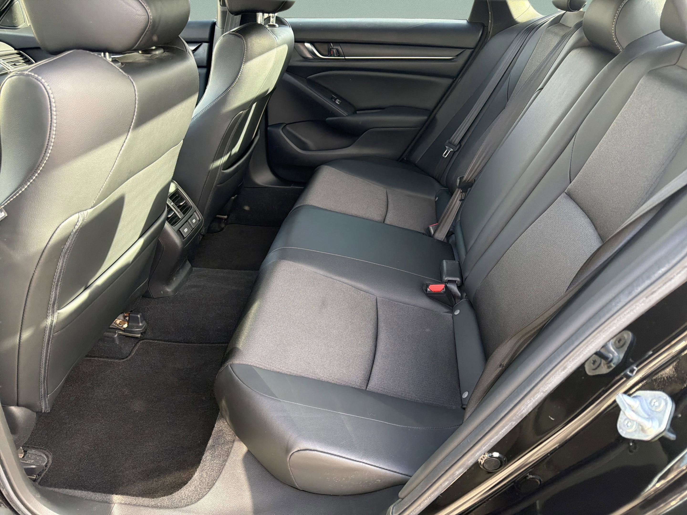 Certified 2021 Honda Accord Sport image 33