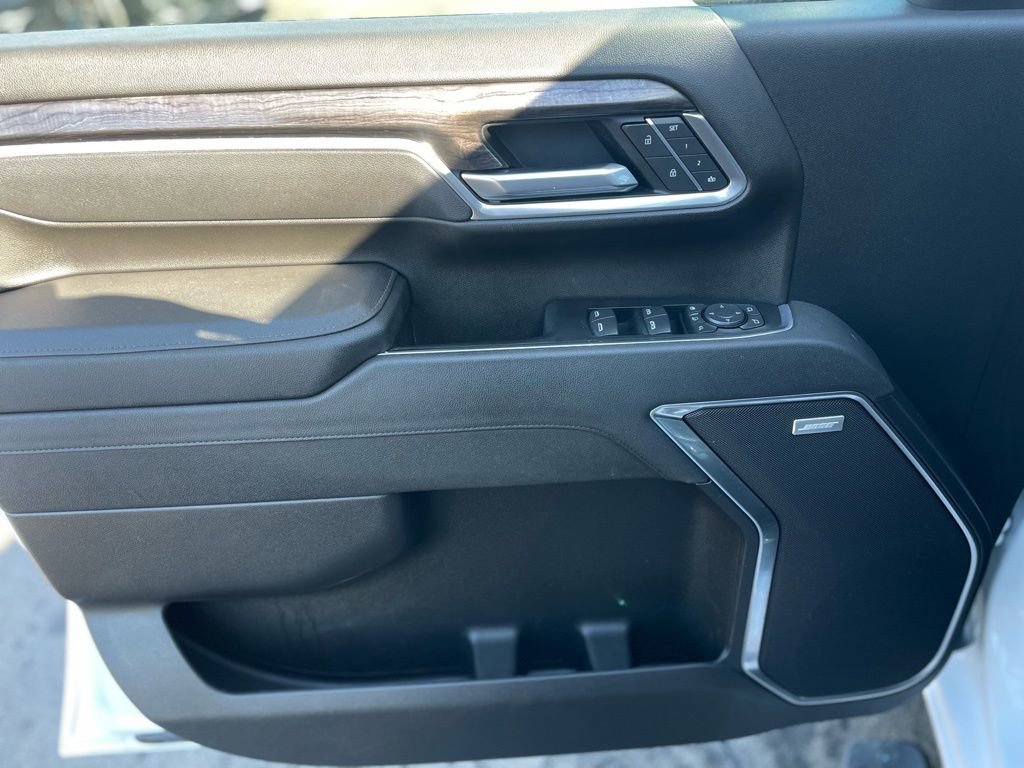 Used 2025 Chevrolet Silverado 3500 LTZ w/ LTZ Premium Package image 13