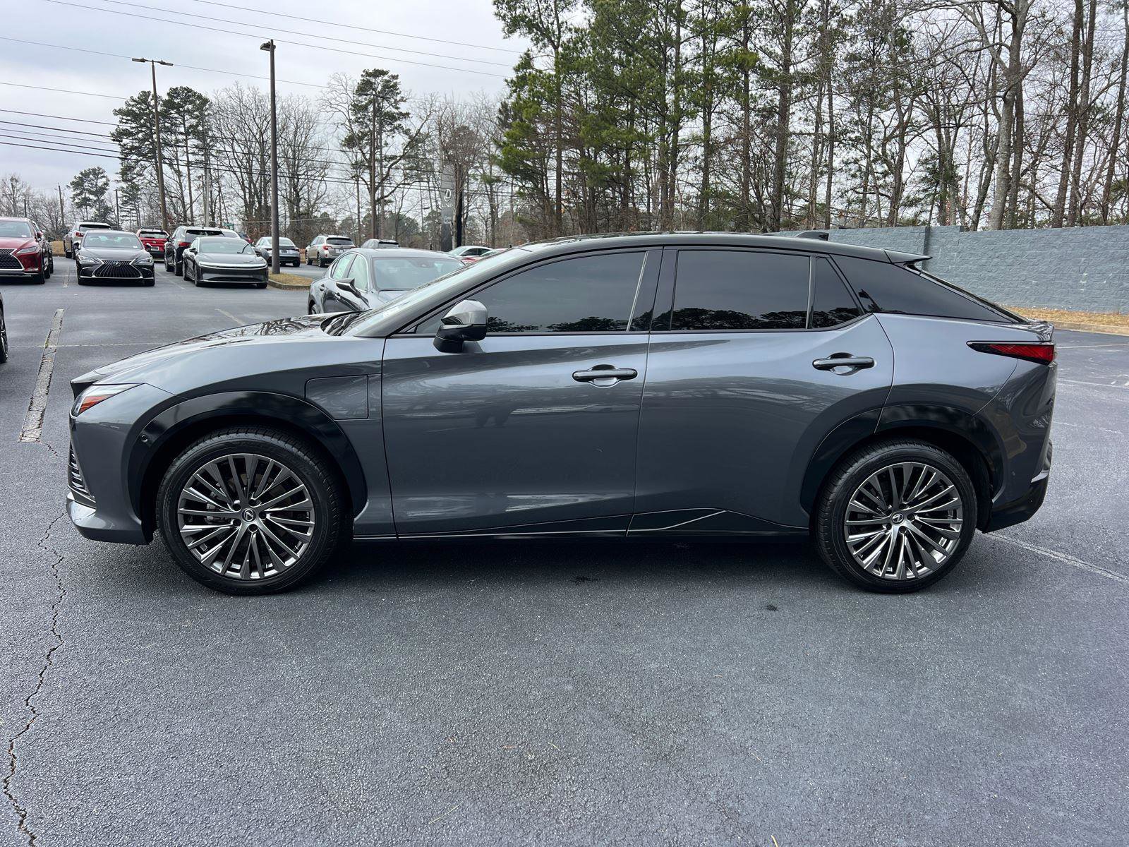 Certified 2023 Lexus RZ 450e Premium w/ Accessory Package (Z1) image 9