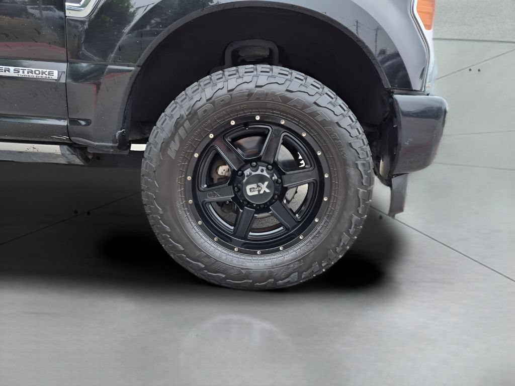 Used 2017 Ford F350 Platinum w/ Platinum Ultimate Package AWD/4WD image 20