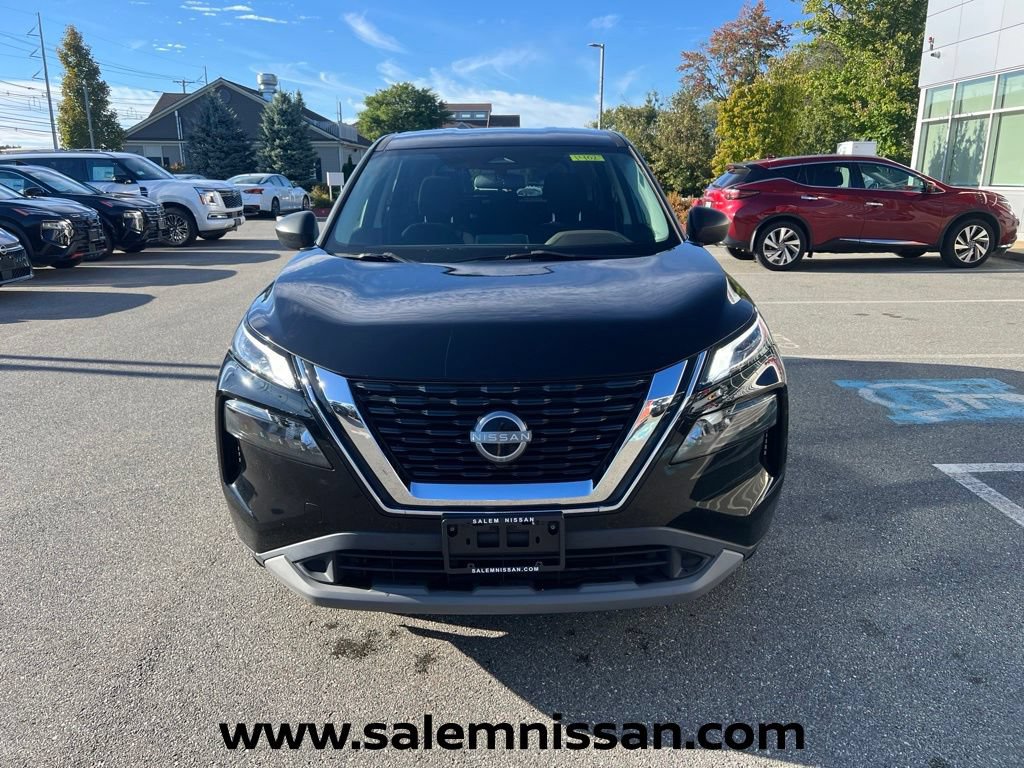 Used 2023 Nissan Rogue S AWD/4WD image 2