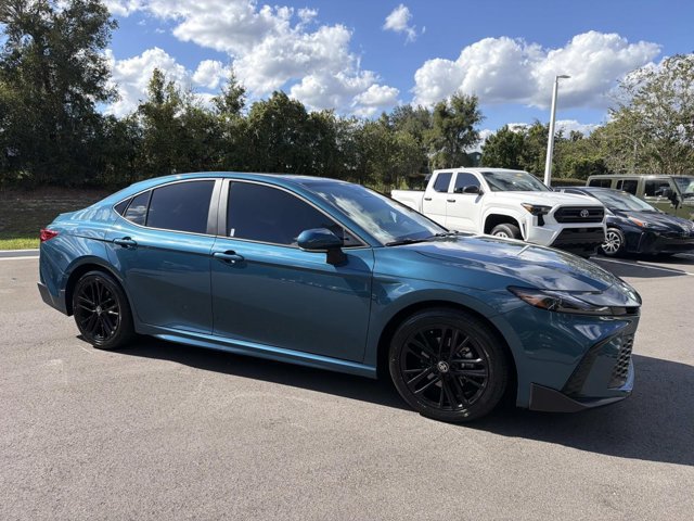Used 2025 Toyota Camry SE w/ Multimedia Upgrade Package