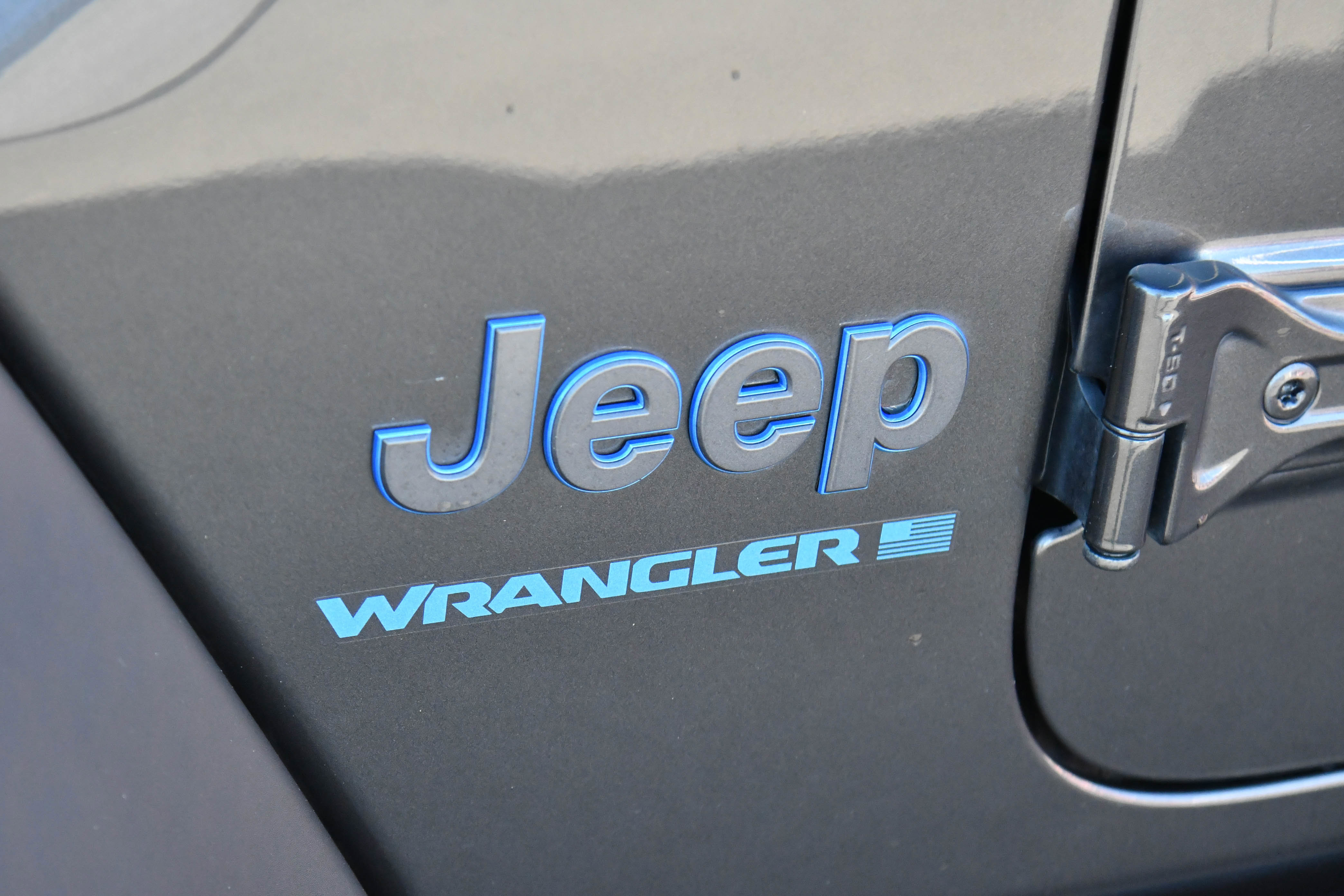 Used 2024 Jeep Wrangler Willys image 14