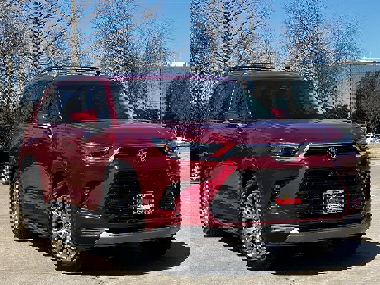 Used 2025 Toyota Grand Highlander FWD image 2