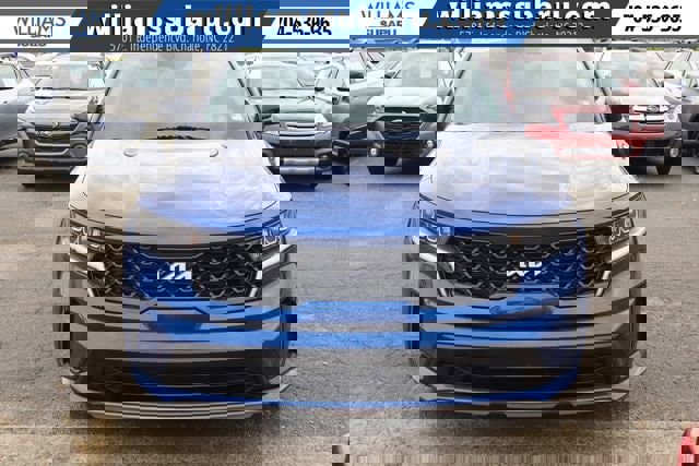 Used 2023 Kia Sorento S w/ Panoramic Sunroof Package image 2