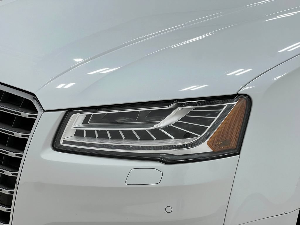 Used 2015 Audi S8 AWD/4WD image 35