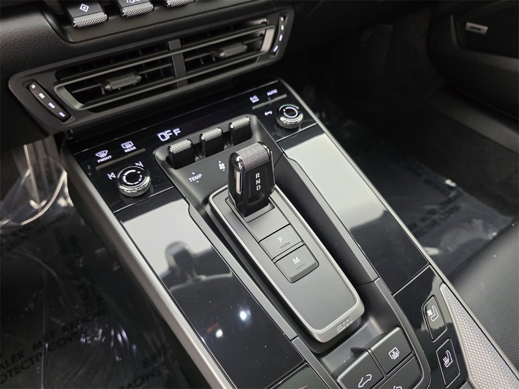 Used 2020 Porsche 911 Carrera image 25