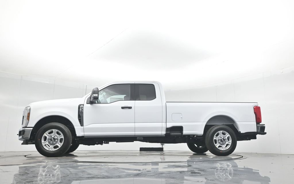 New 2026 Ford F350 XLT image 50