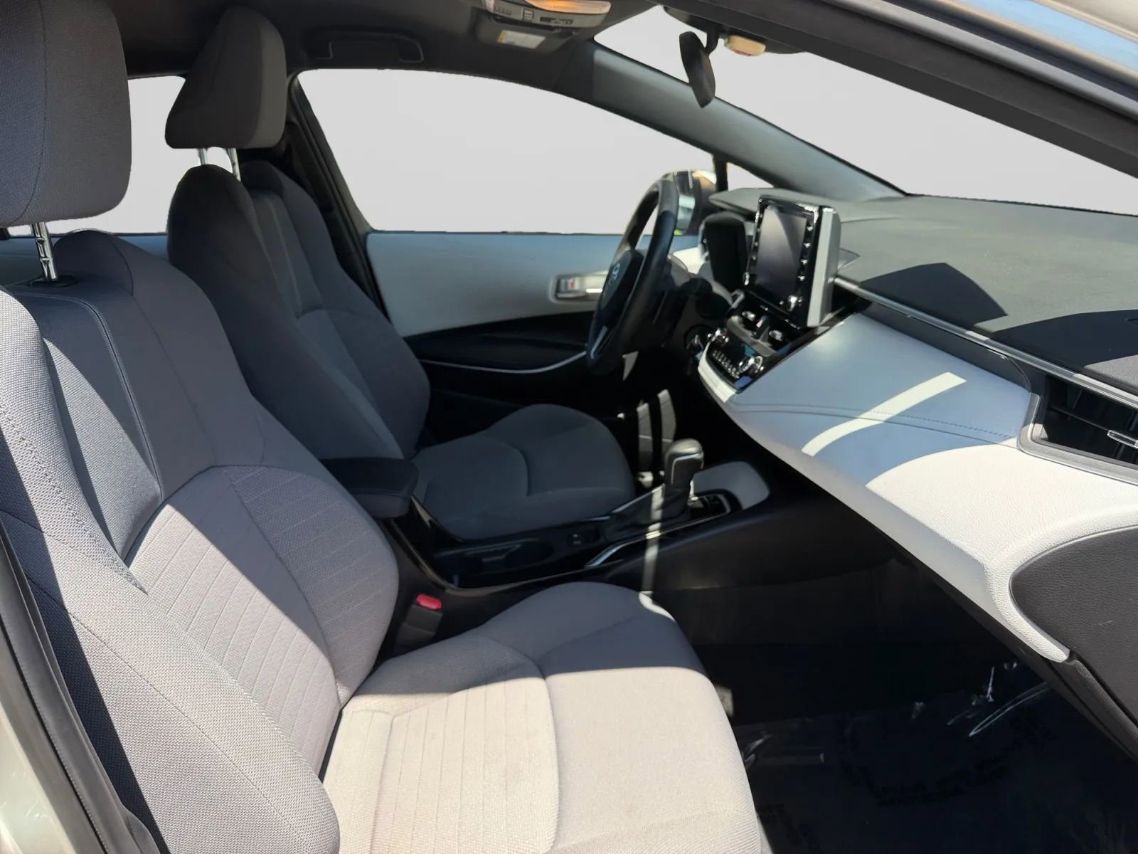 Used 2020 Toyota Corolla SE FWD image 35