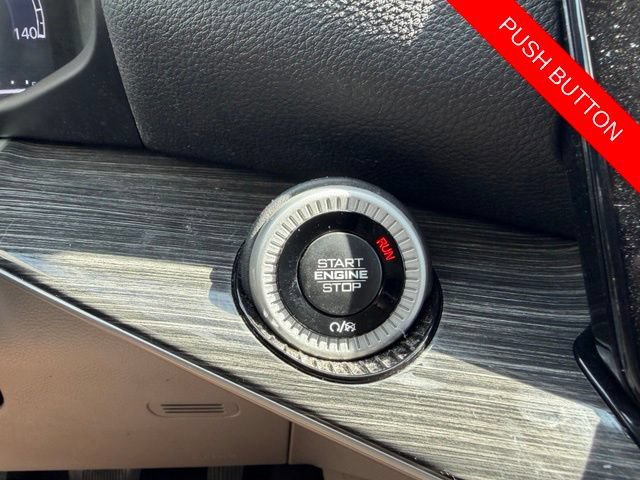 Used 2022 Jeep Wagoneer Series II AWD/4WD image 42