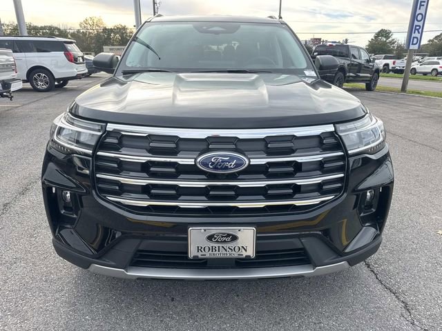 New 2026 Ford Explorer Active w/ Active Comfort Package image 2