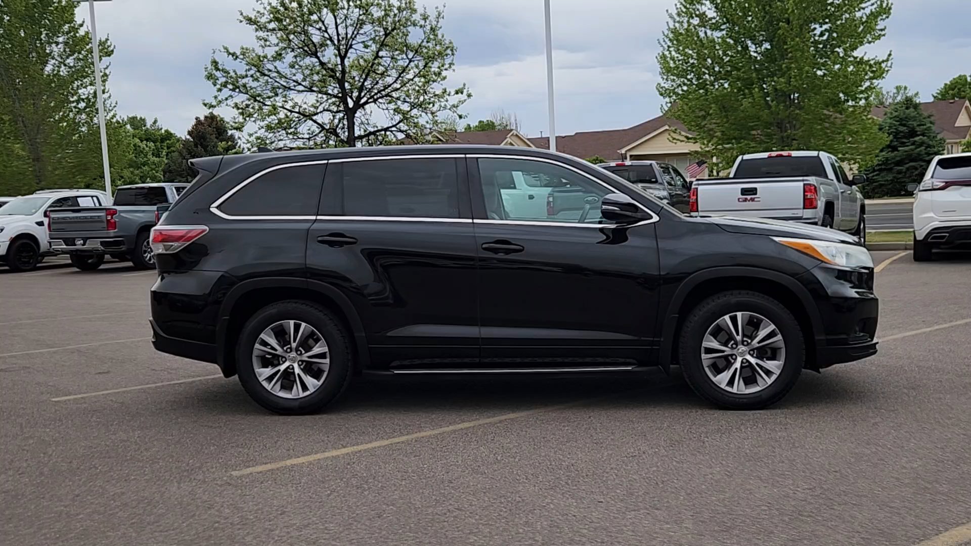 Used 2015 Toyota Highlander Plus AWD/4WD image 11