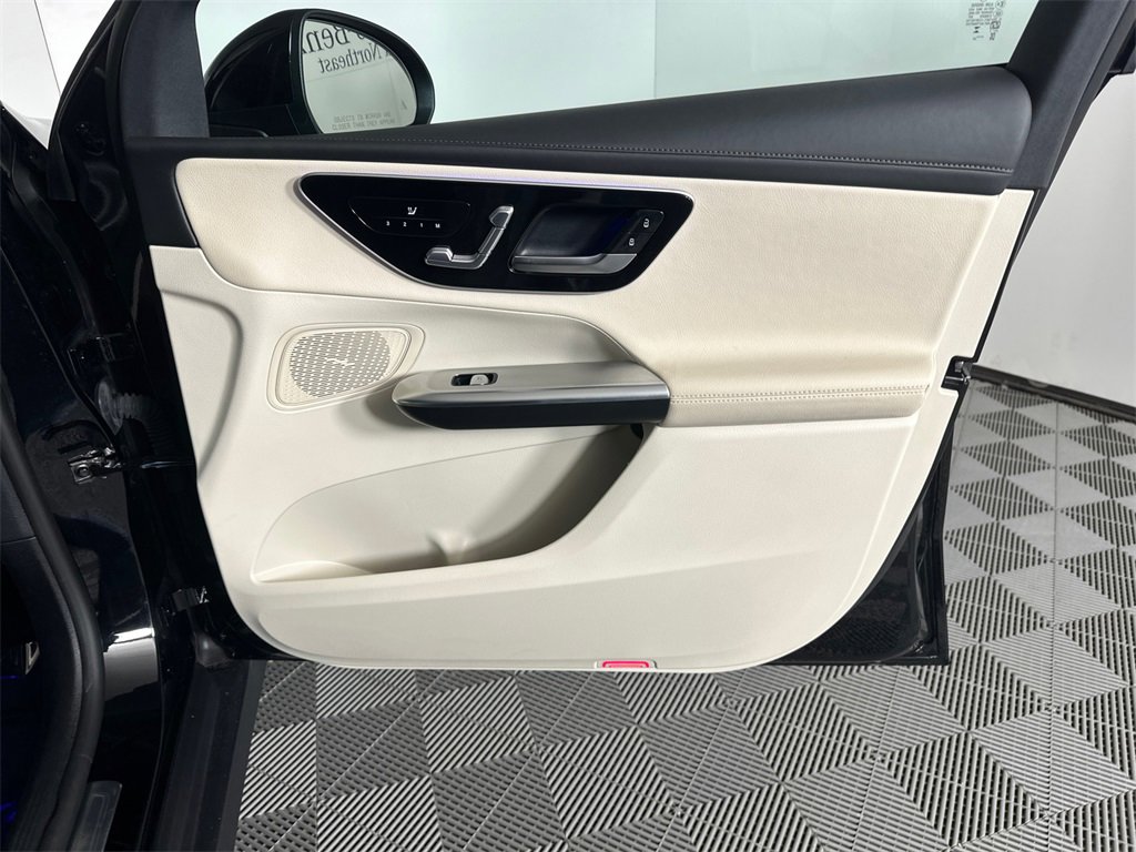 Certified 2024 Mercedes-Benz GLC 300 image 15