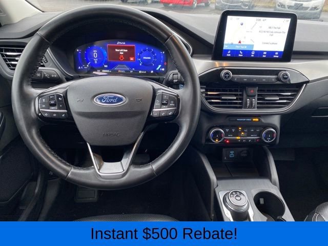 Used 2022 Ford Escape Titanium image 7