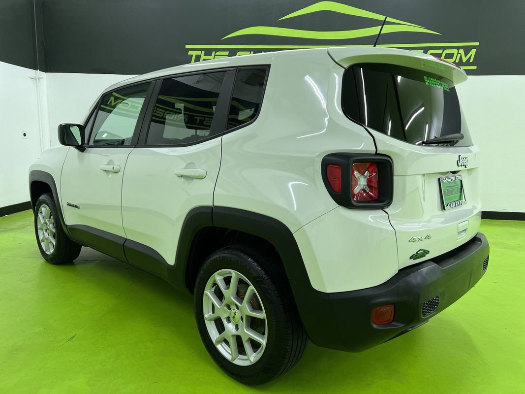 Used 2023 Jeep Renegade Latitude AWD/4WD image 7