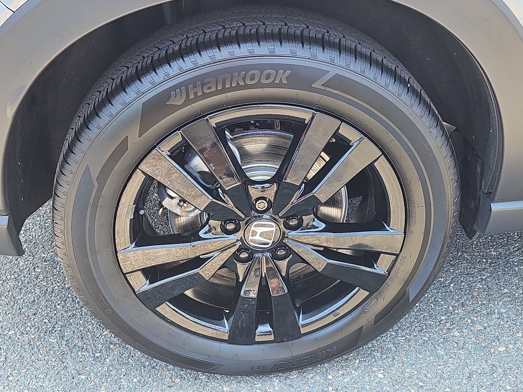 Certified 2026 Honda HR-V Sport image 9