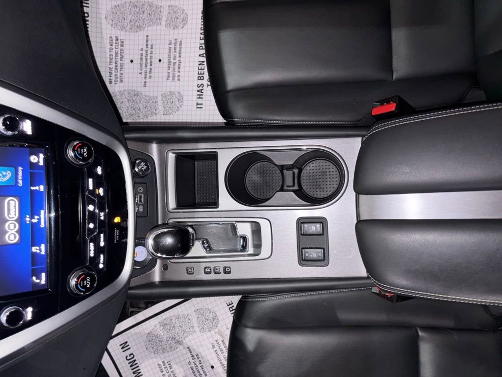 Used 2024 Nissan Murano SV w/ SV Midnight Edition Package FWD image 36