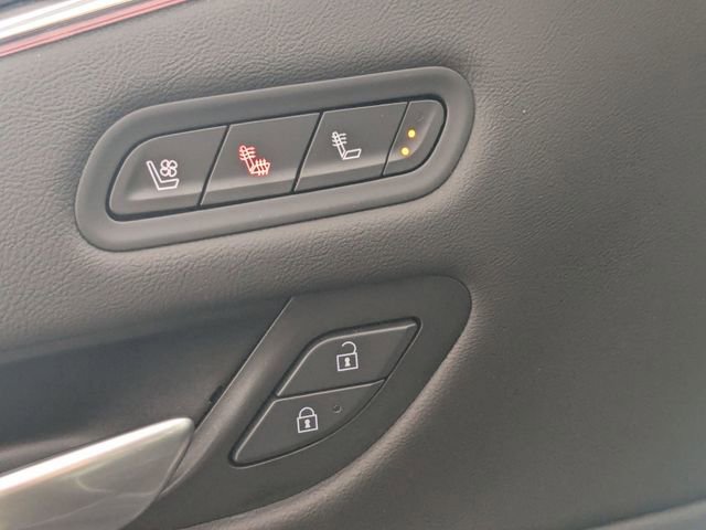 Used 2024 Cadillac Escalade Sport image 11