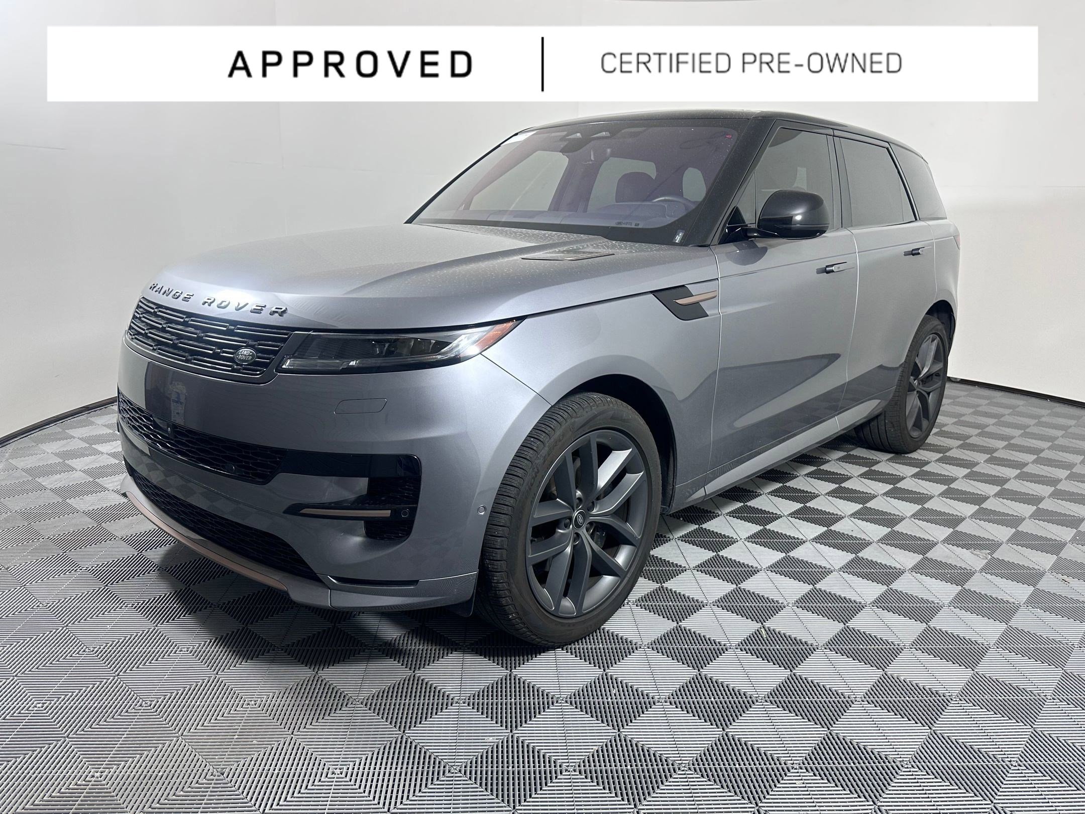Used 2023 Land Rover Range Rover Sport SE Dynamic image 1