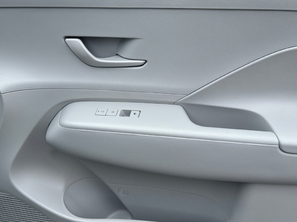 New 2027 Hyundai Kona SEL Sport FWD image 8