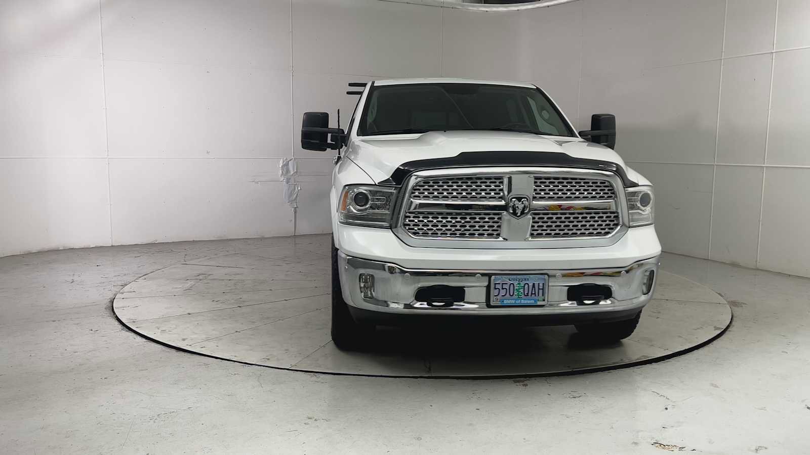 Used 2018 RAM 1500 Laramie w/ Convenience Group AWD/4WD image 7