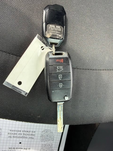 Used 2016 Kia Soul + FWD image 21
