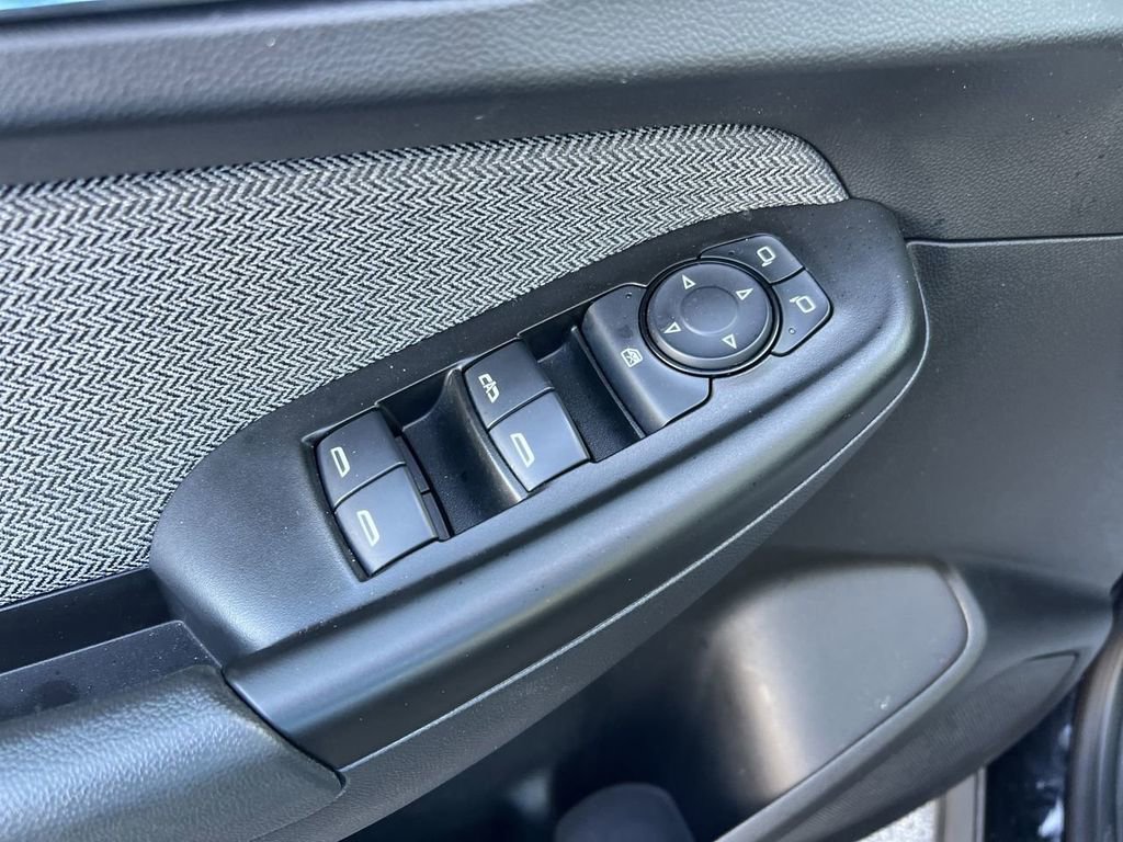Used 2023 Chevrolet TrailBlazer LT w/ Convenience Package FWD image 14