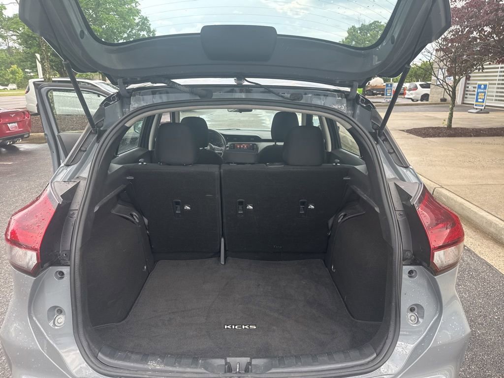 Used 2023 Nissan Kicks SV FWD image 16