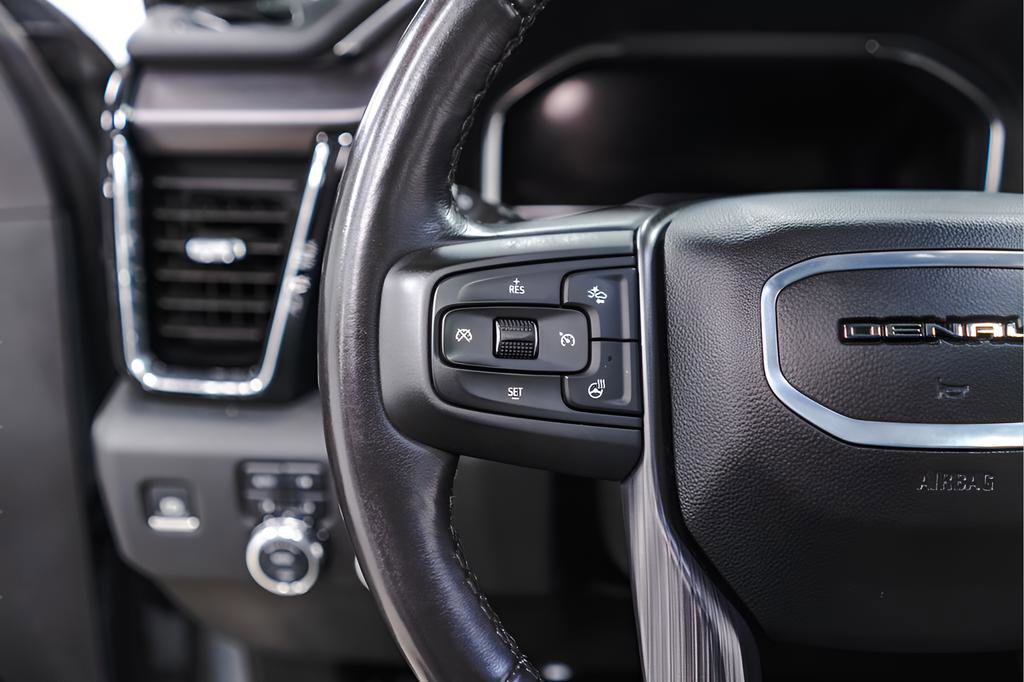 Used 2024 GMC Sierra 2500 Denali Ultimate image 12