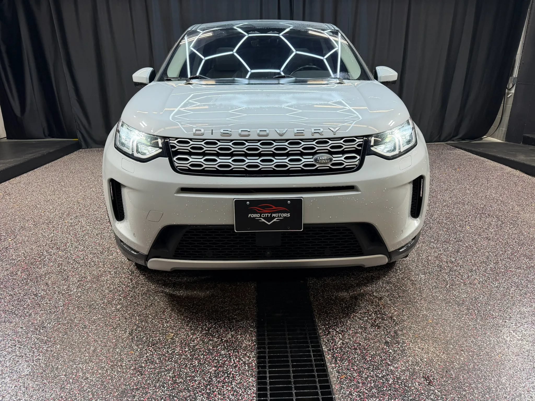 Used 2021 Land Rover Discovery Sport S AWD/4WD image 2