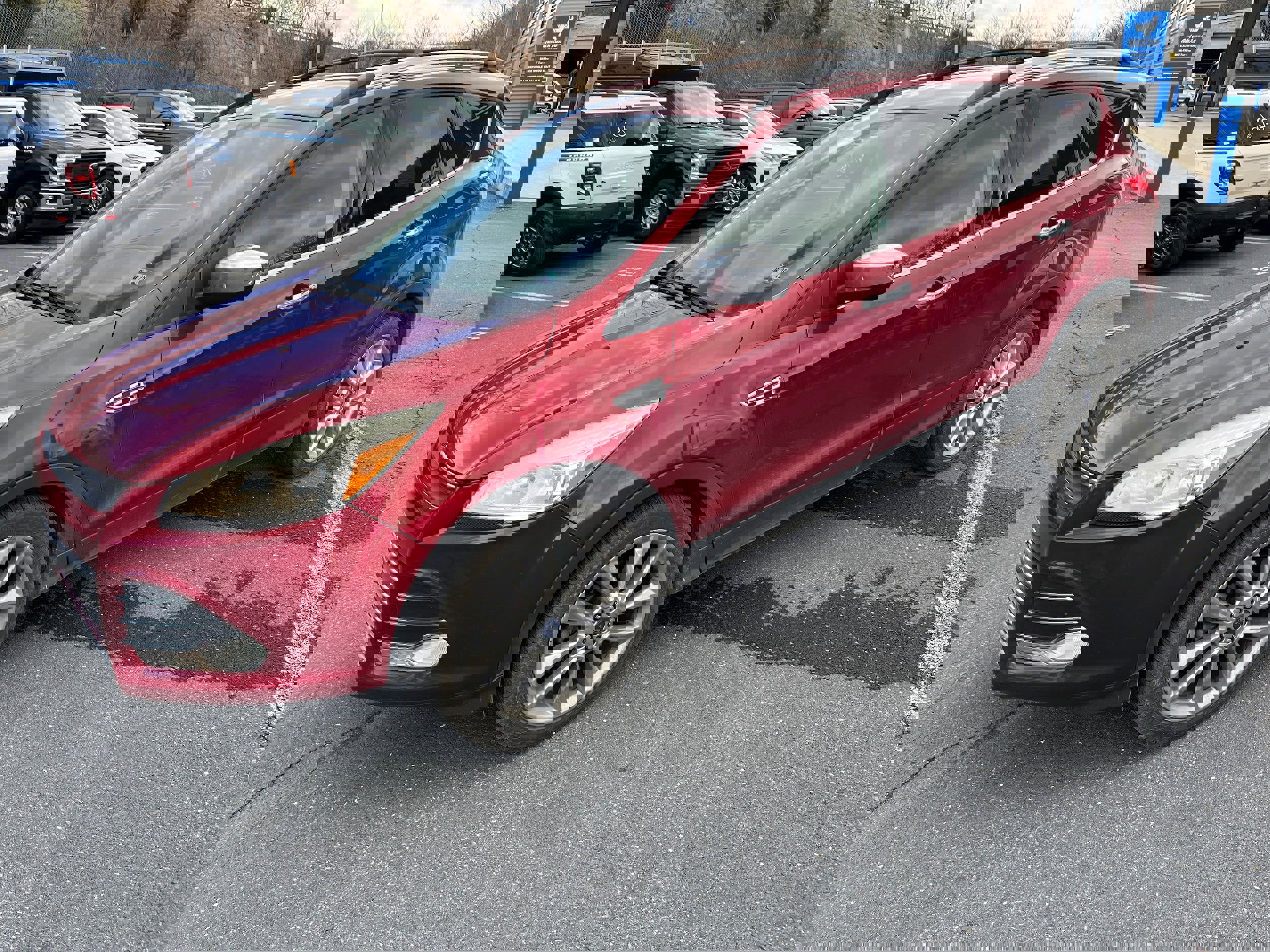 Used 2015 Ford Escape SE w/ SE Chrome Package image 22