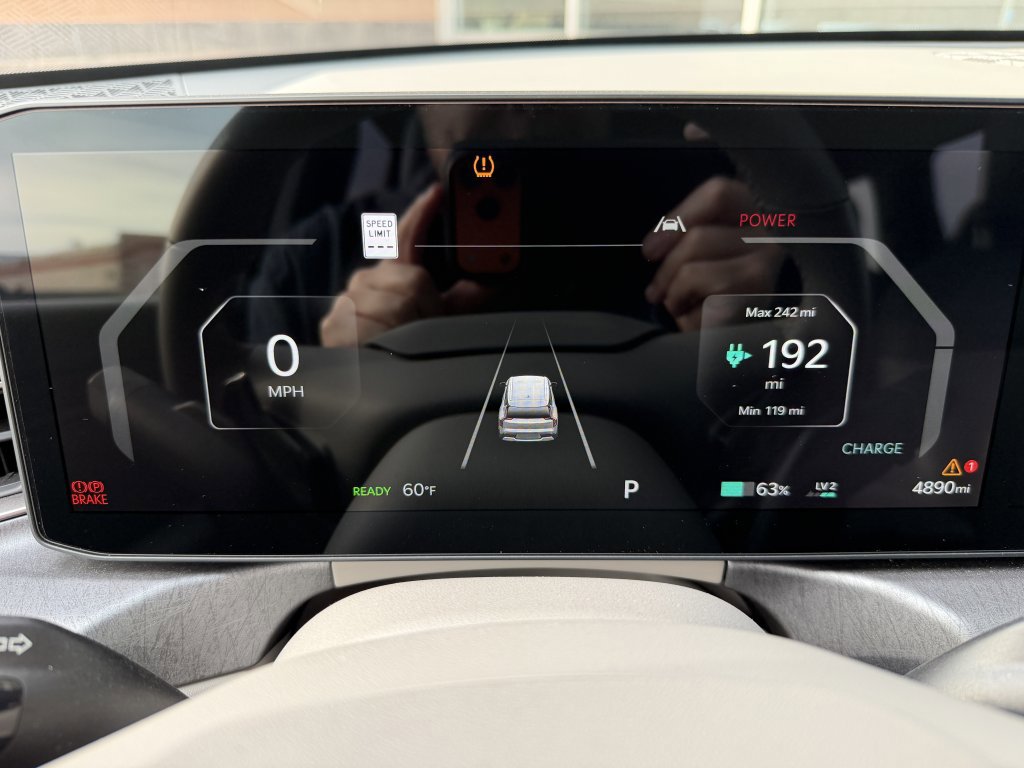 Used 2025 Kia EV9 Wind image 16