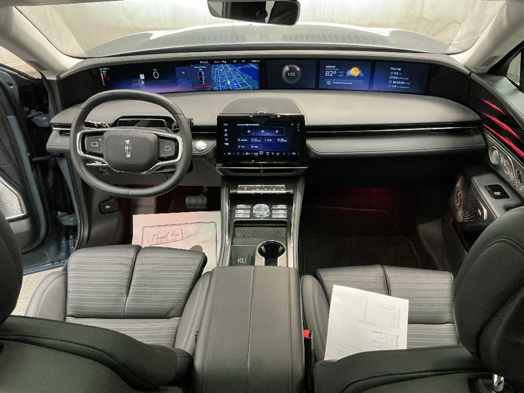 Used 2026 Lincoln Nautilus Reserve AWD/4WD image 20