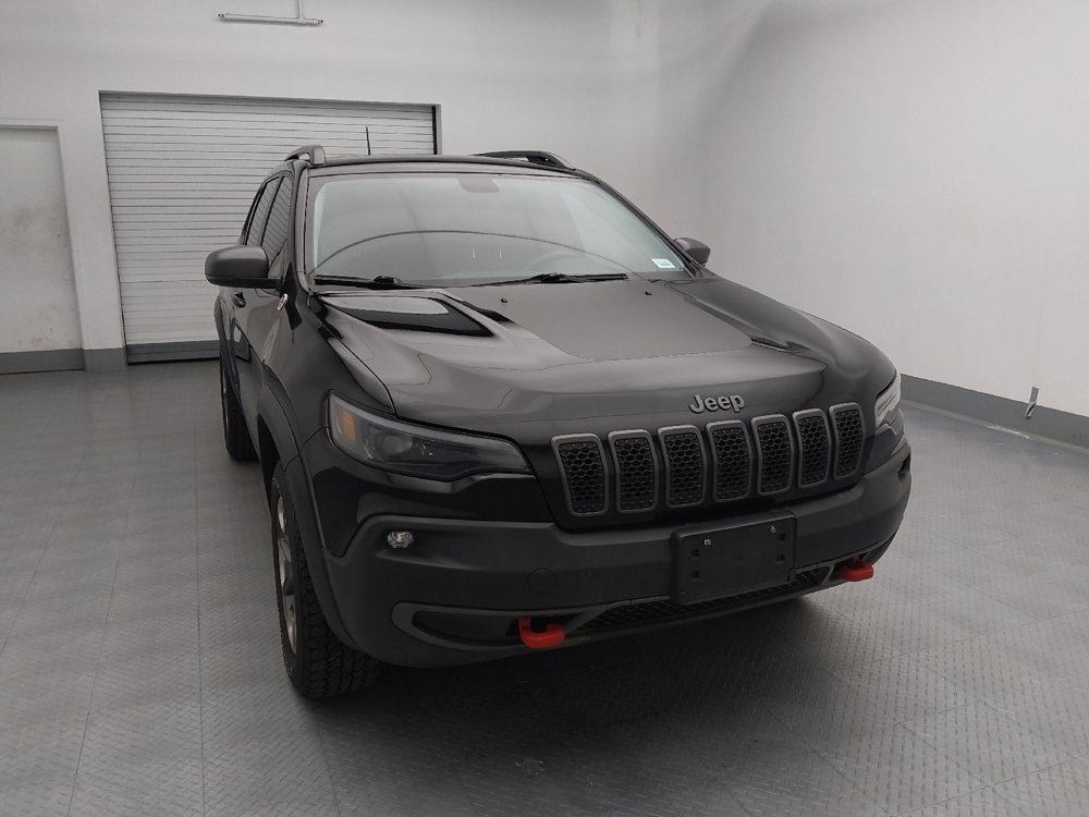 Used 2019 Jeep Cherokee Trailhawk w/ Cold Weather Group image 14