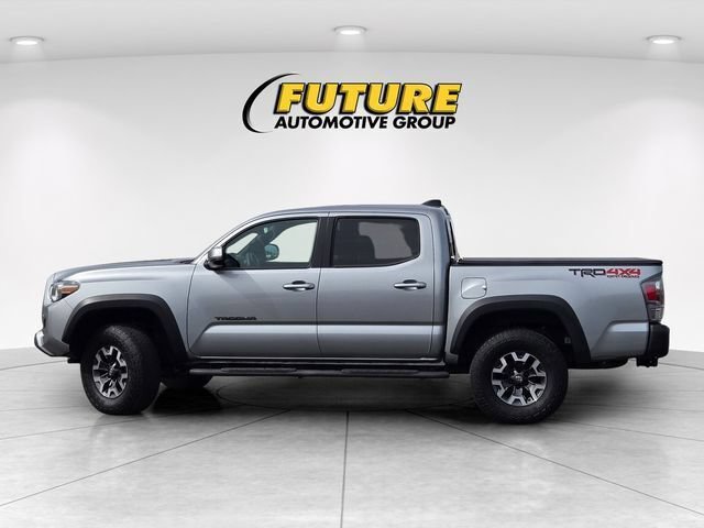 Certified 2023 Toyota Tacoma TRD Off-Road AWD/4WD image 9