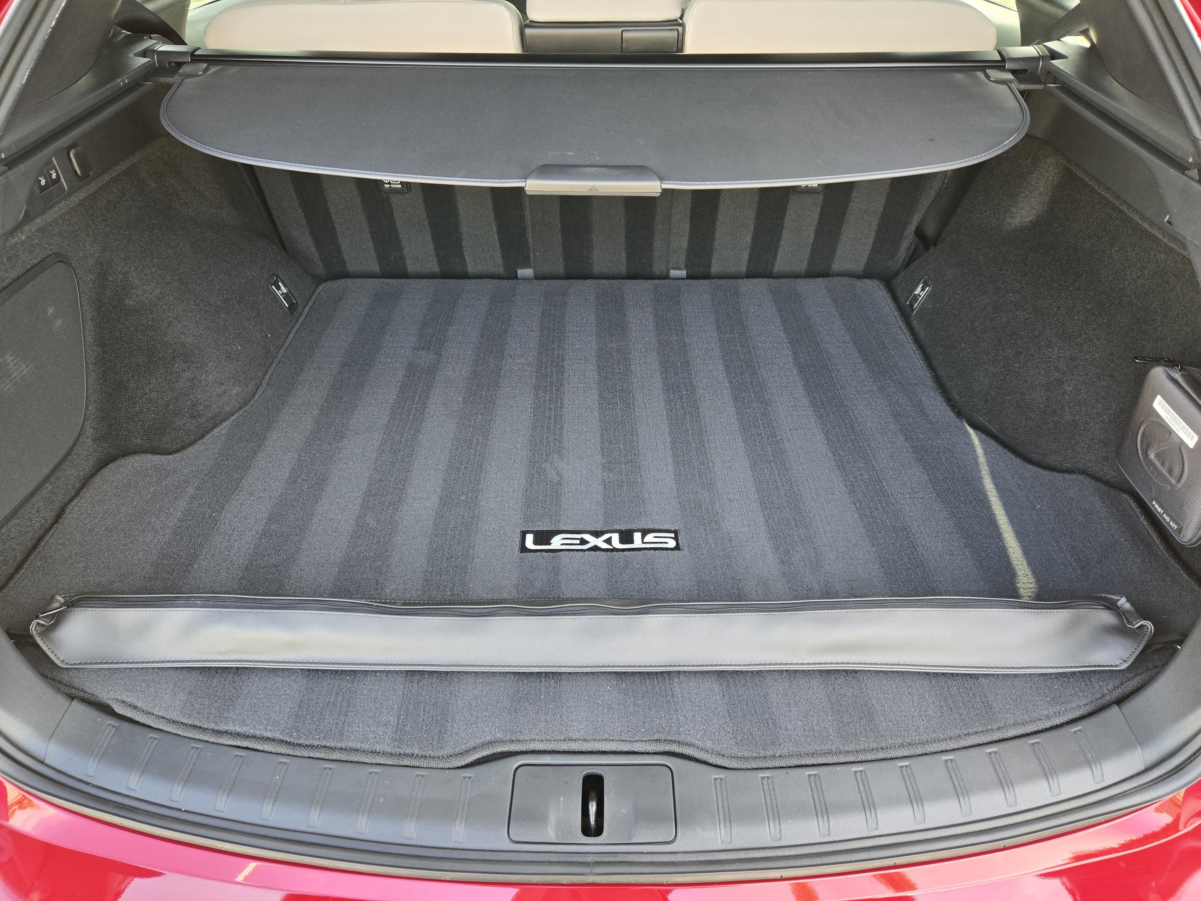 Used 2024 Lexus RX 350h w/ Accessory Package (Z1) image 29