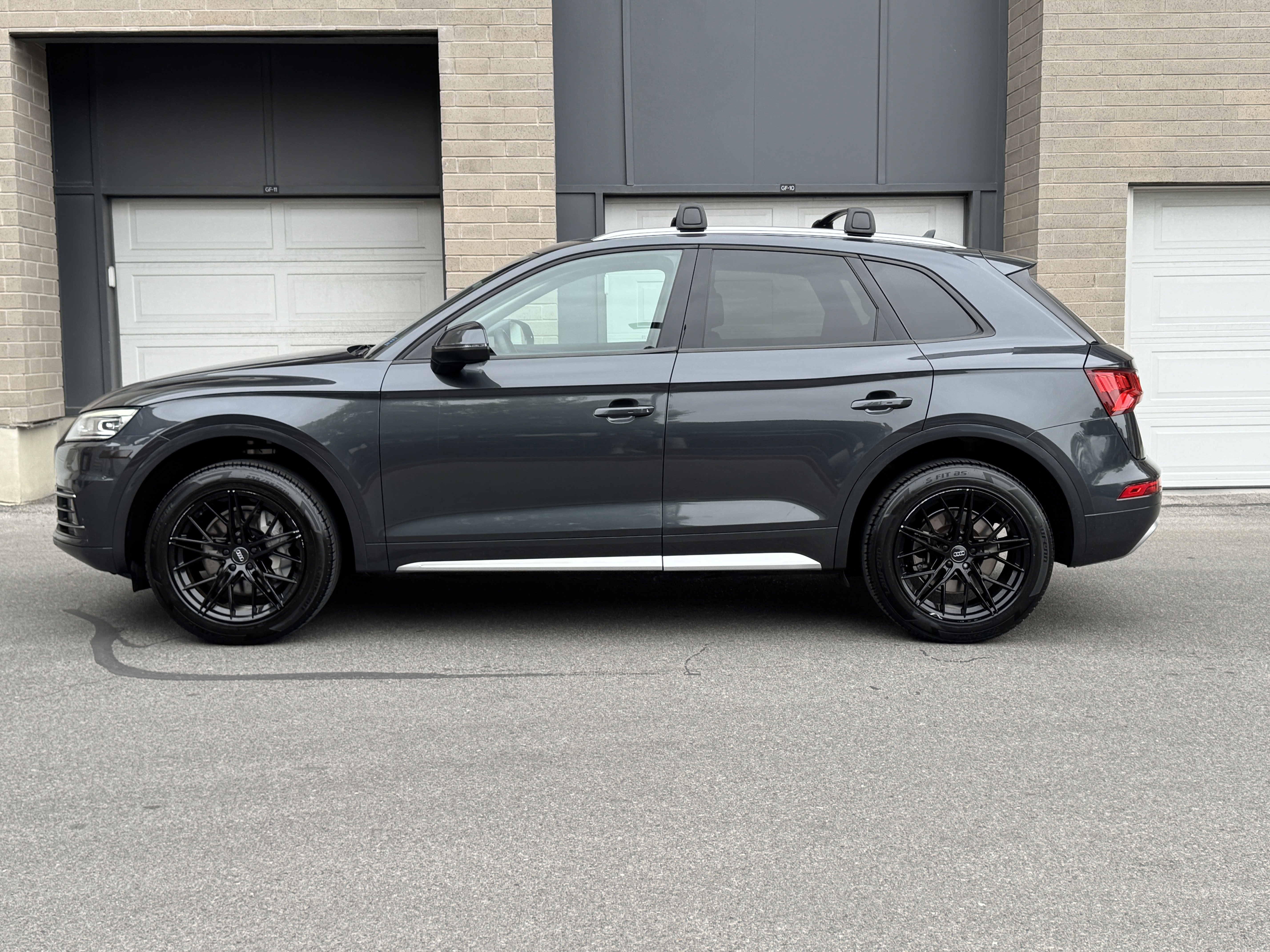 Used 2018 Audi Q5 2.0T Premium AWD/4WD image 2