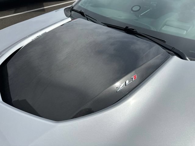 Used 2018 Chevrolet Camaro ZL1 RWD image 9