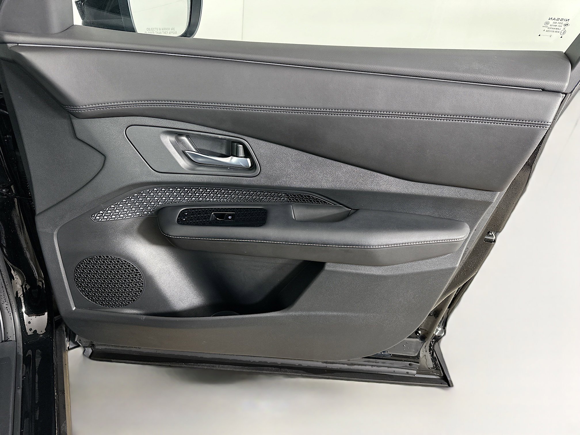 Used 2023 Nissan Ariya FWD image 31